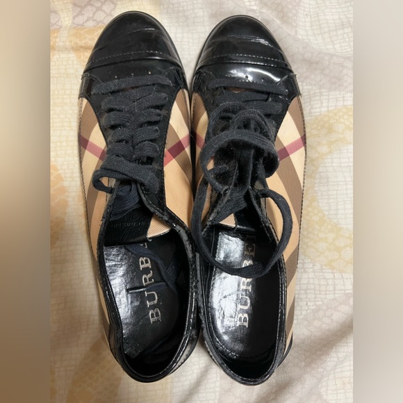 Burberry shoes, size38 - Picture 1 of 4